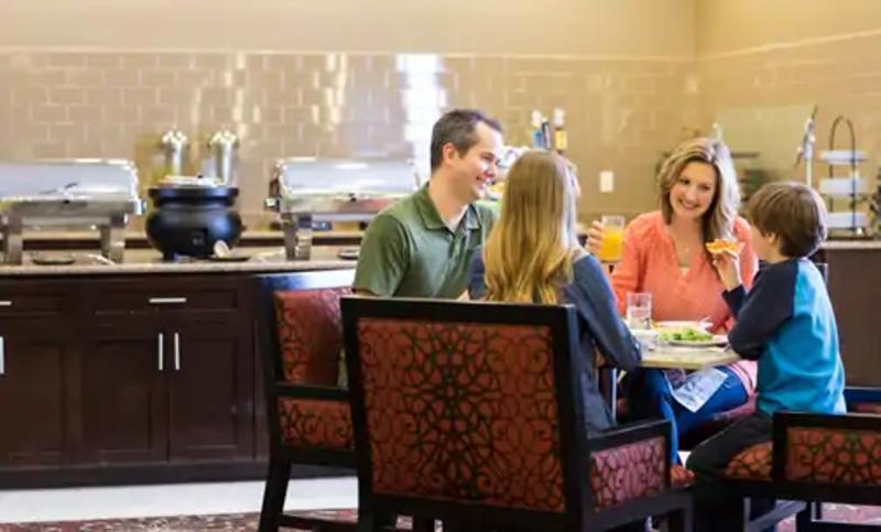 Hotel Homewood By Hilton Airport 3*