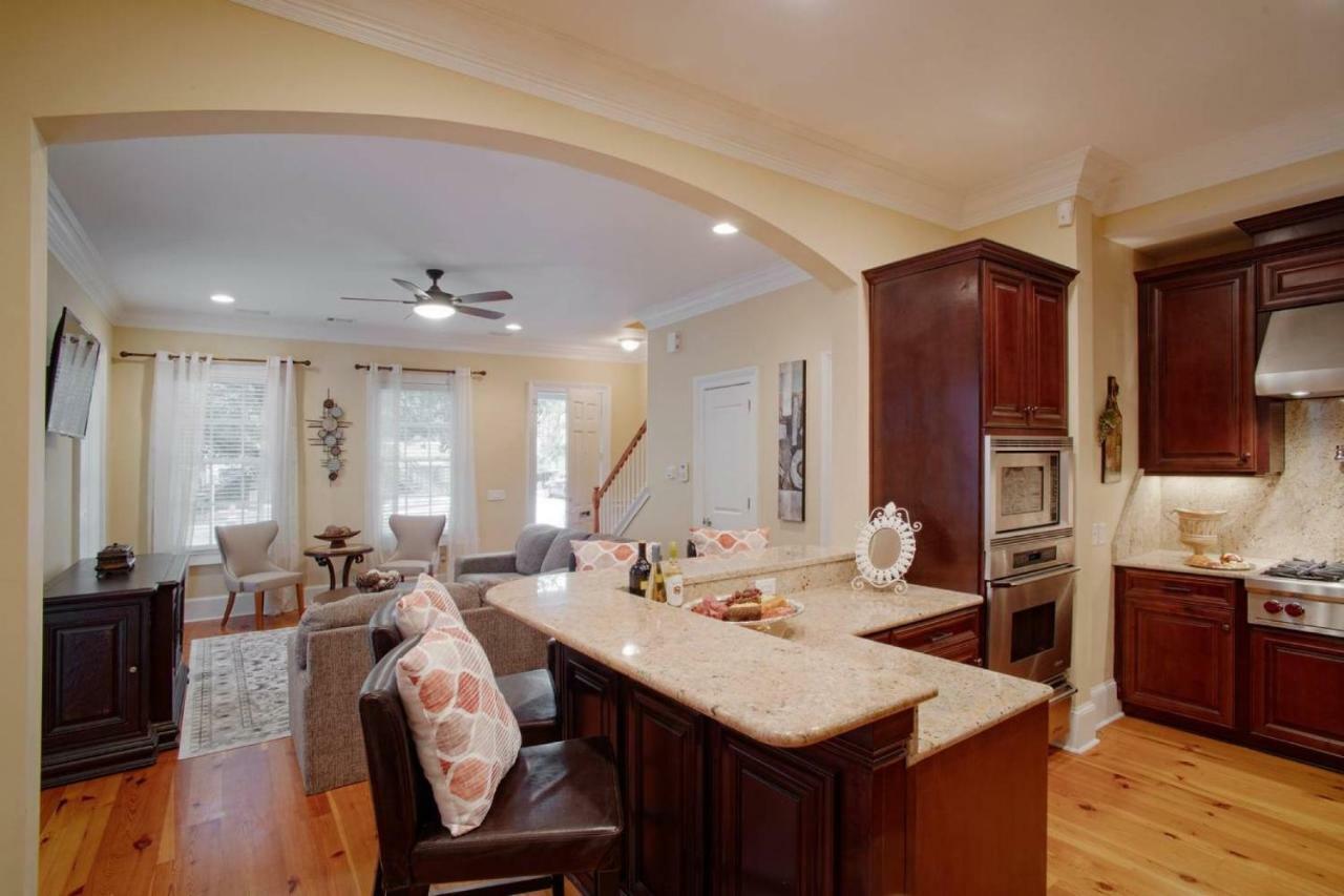 Beautiful 3bed Townhome In Historic Downtown Holiday home Savannah