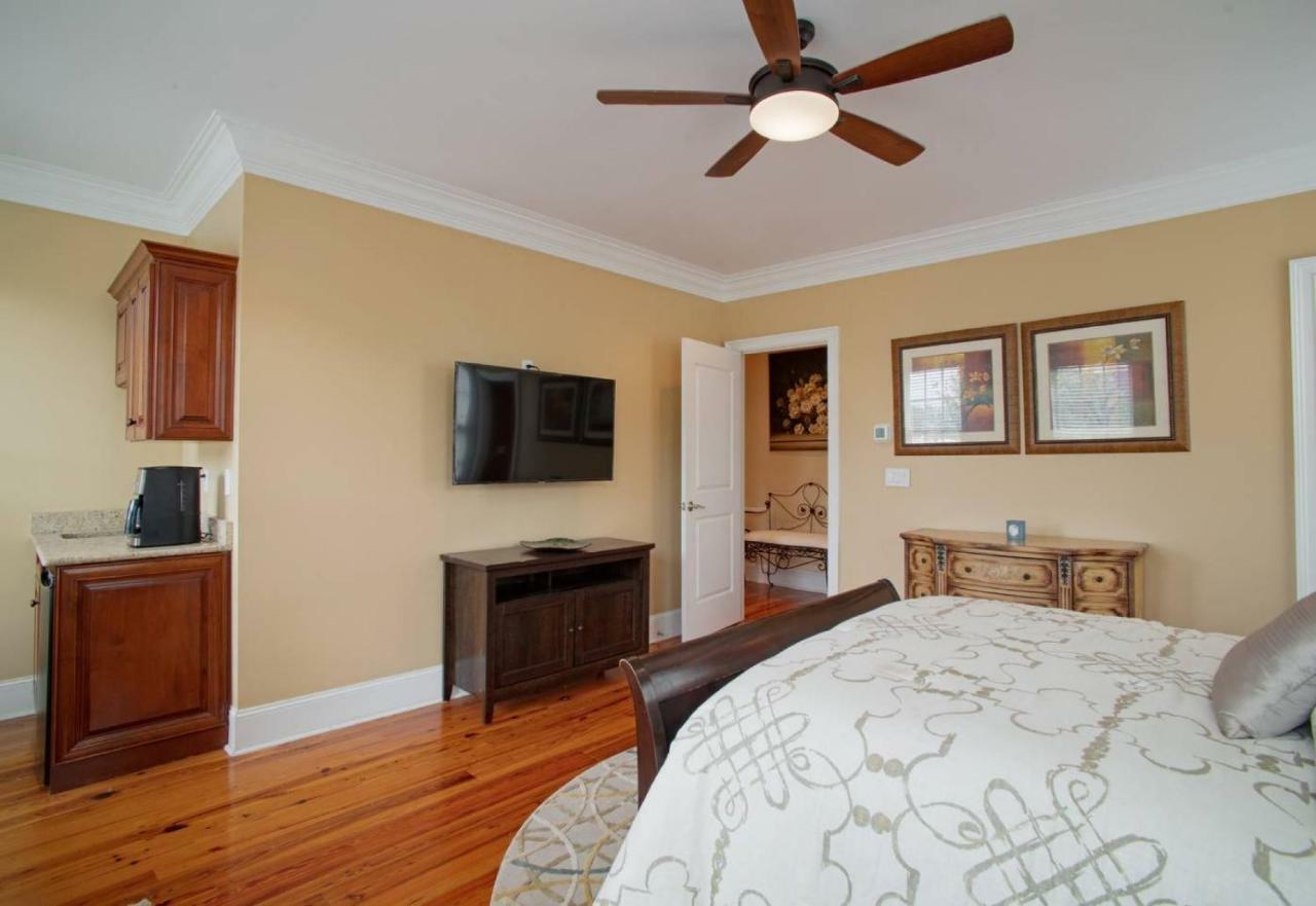 Holiday home Beautiful 3bed Townhome In Historic Downtown Savannah