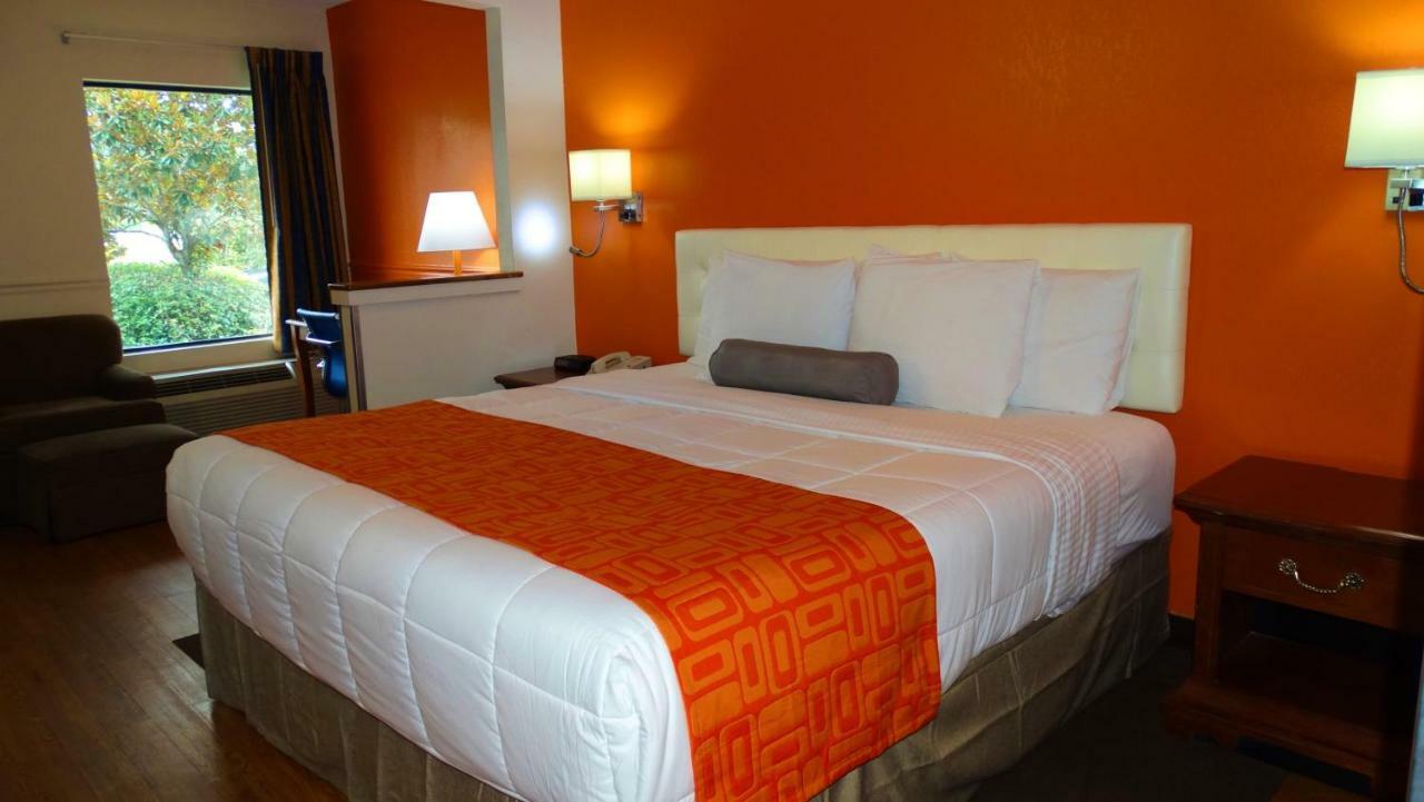 Howard Johnson By Wyndham Ga 2*