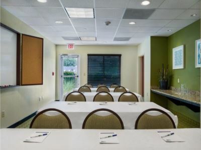 Hotel Express & Midtown By Ihg Savannah