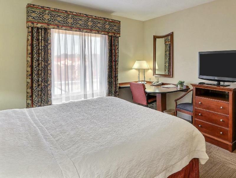 Hampton & - I-95 South - Gateway Hotel 3*