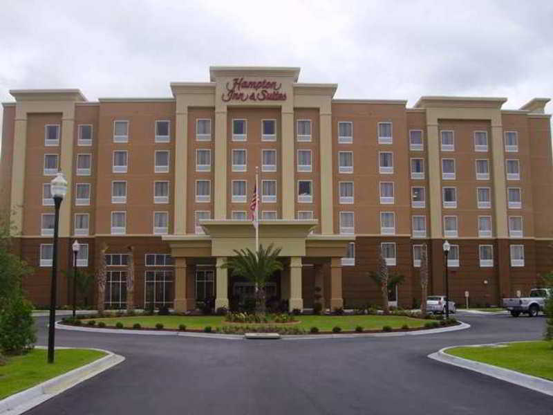 Hampton & - I-95 South - Gateway Hotel