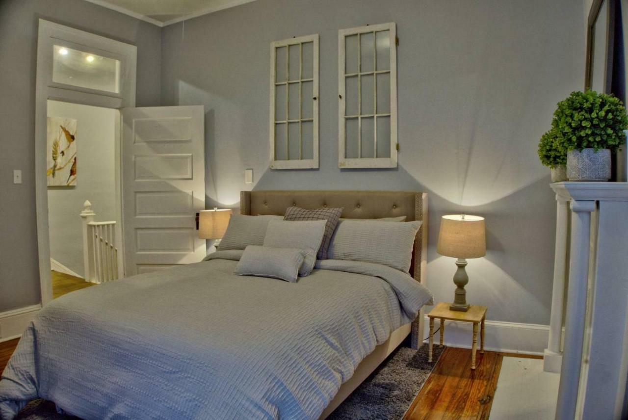 Bed & Breakfast Downtown Oasis Savannah