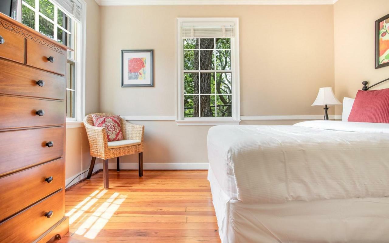 Jasmine Place By Lucky Holiday home Savannah