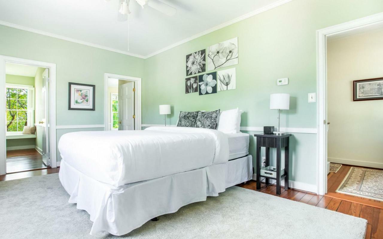 Jasmine Place By Lucky