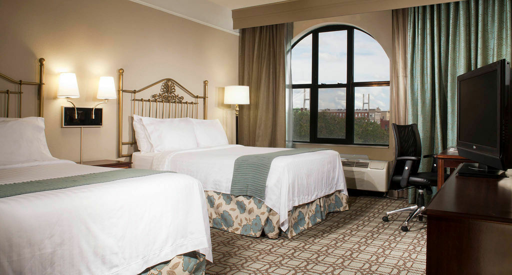 Courtyard By Marriott Downtown - Historic District Hotel 3*