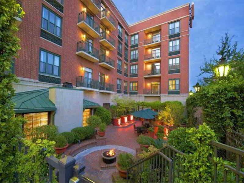 Courtyard By Marriott Downtown - Historic District 3* Savannah