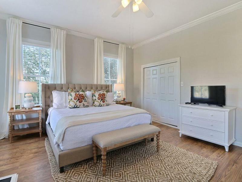 Gallery - Parkside Manor * Savannah