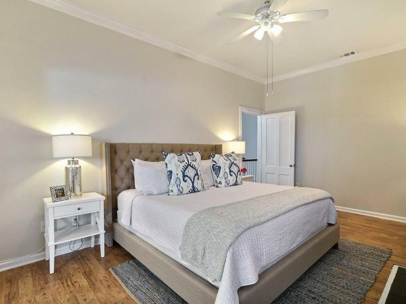 Gallery - Parkside Manor Savannah