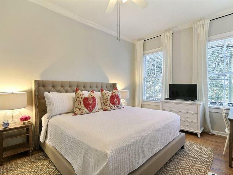 Gallery - Parkside Manor Savannah