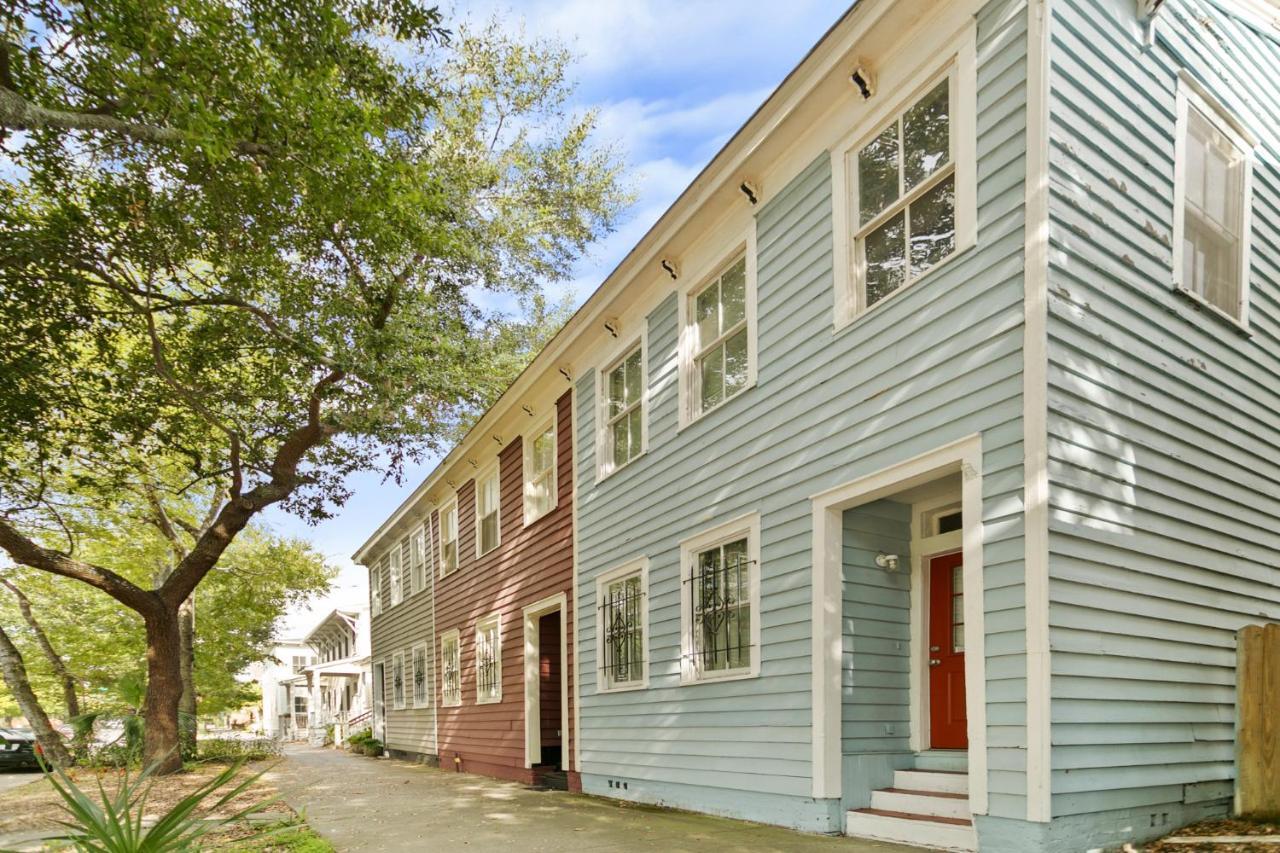 Magic 3-bedroom Townhouse On Forsyth Holiday home Savannah