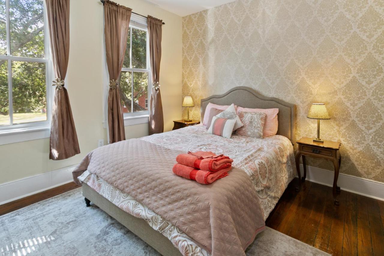 Holiday home Magic 3-bedroom Townhouse On Forsyth *