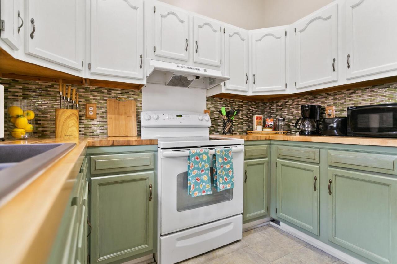 Holiday home Magic 3-bedroom Townhouse On Forsyth *