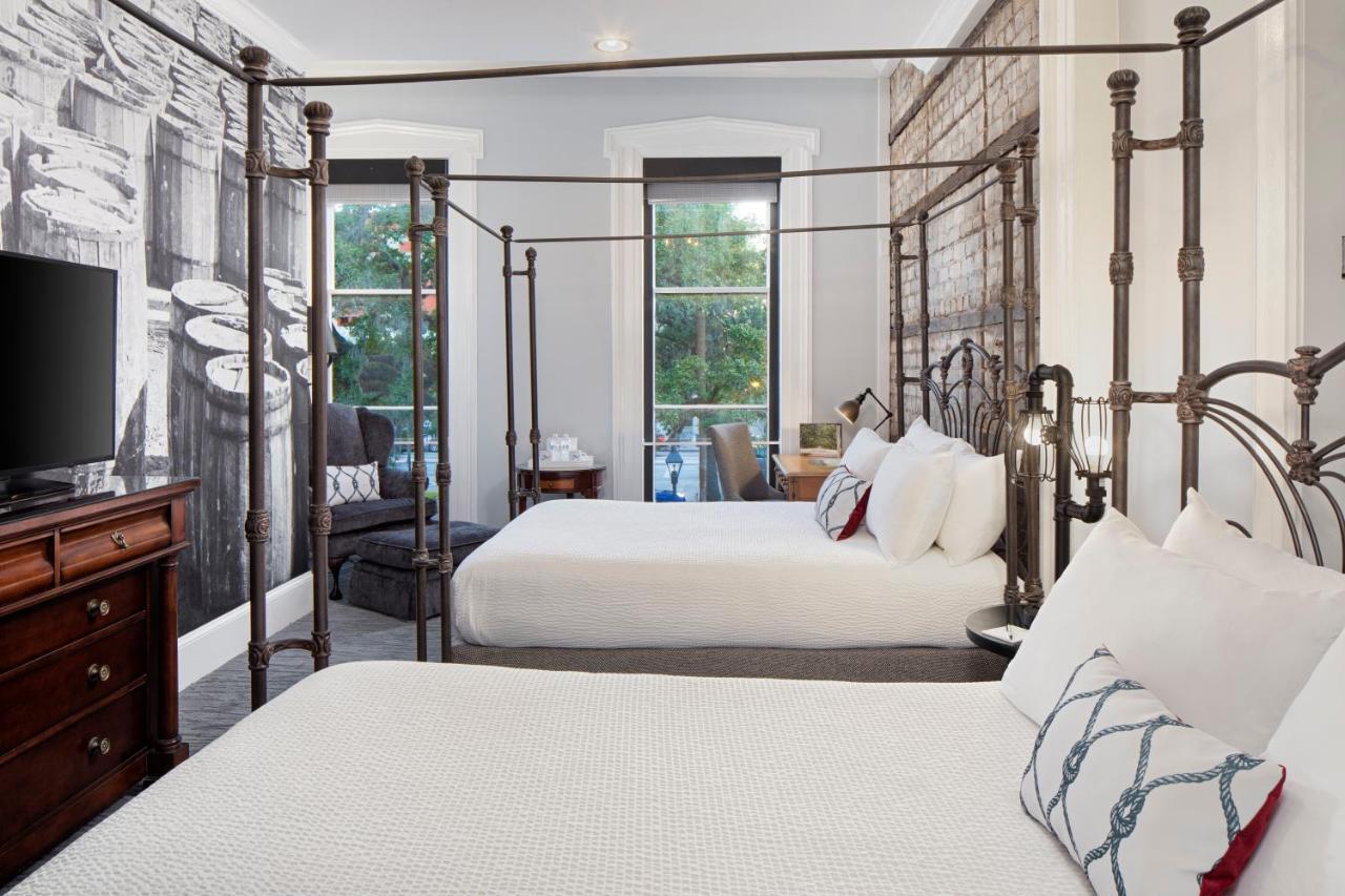River Street (adults Only) 4*