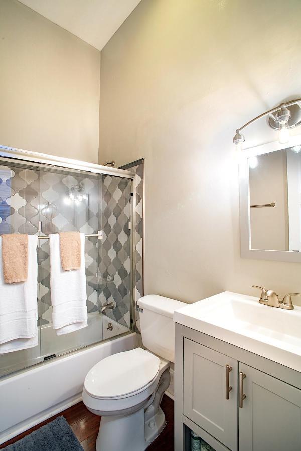 4 Bedroom Beauty In Historic Building * Savannah