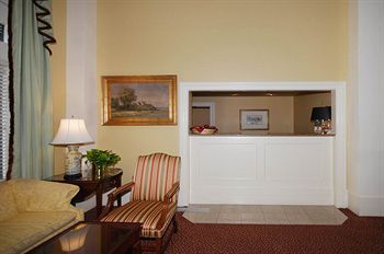 Planters On Reynolds Square (adults Only) 3*
