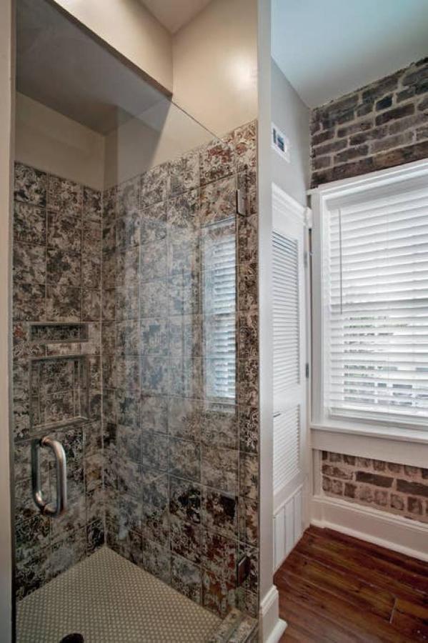 Newly Renovated 4 Bed 3 Bath And 2 Parking Spots *