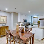 4 Bedroom Beauty Steps From The River