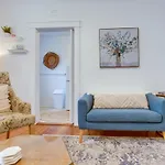 Walkable Savannah Escape In Historic District!