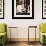 Holiday Inn Express & Suites - Savannah W - Chatham Parkway By Ihg
