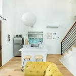 2Br Loft With Terrace