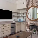 Waverly Suite At Mirabelle