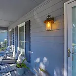 Savannah Home Close To Bike Trails And Beaches!
