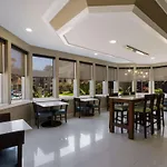 Mainstay Suites Savannah Midtown