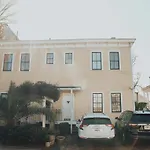 Green Palm Inn