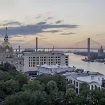 Savannah Serendipity