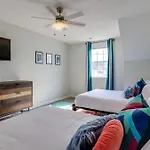 Event Open Luxury 4 Bd Retreat