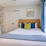 Event Open Luxury 4 Bd Retreat