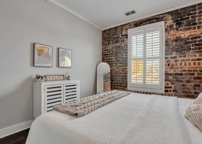 Broughton Street Bungalow - Steps To Everything