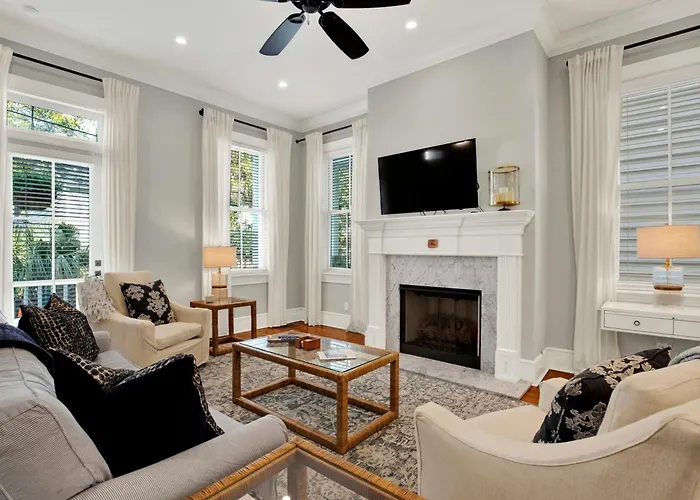 Congress Street Retreat