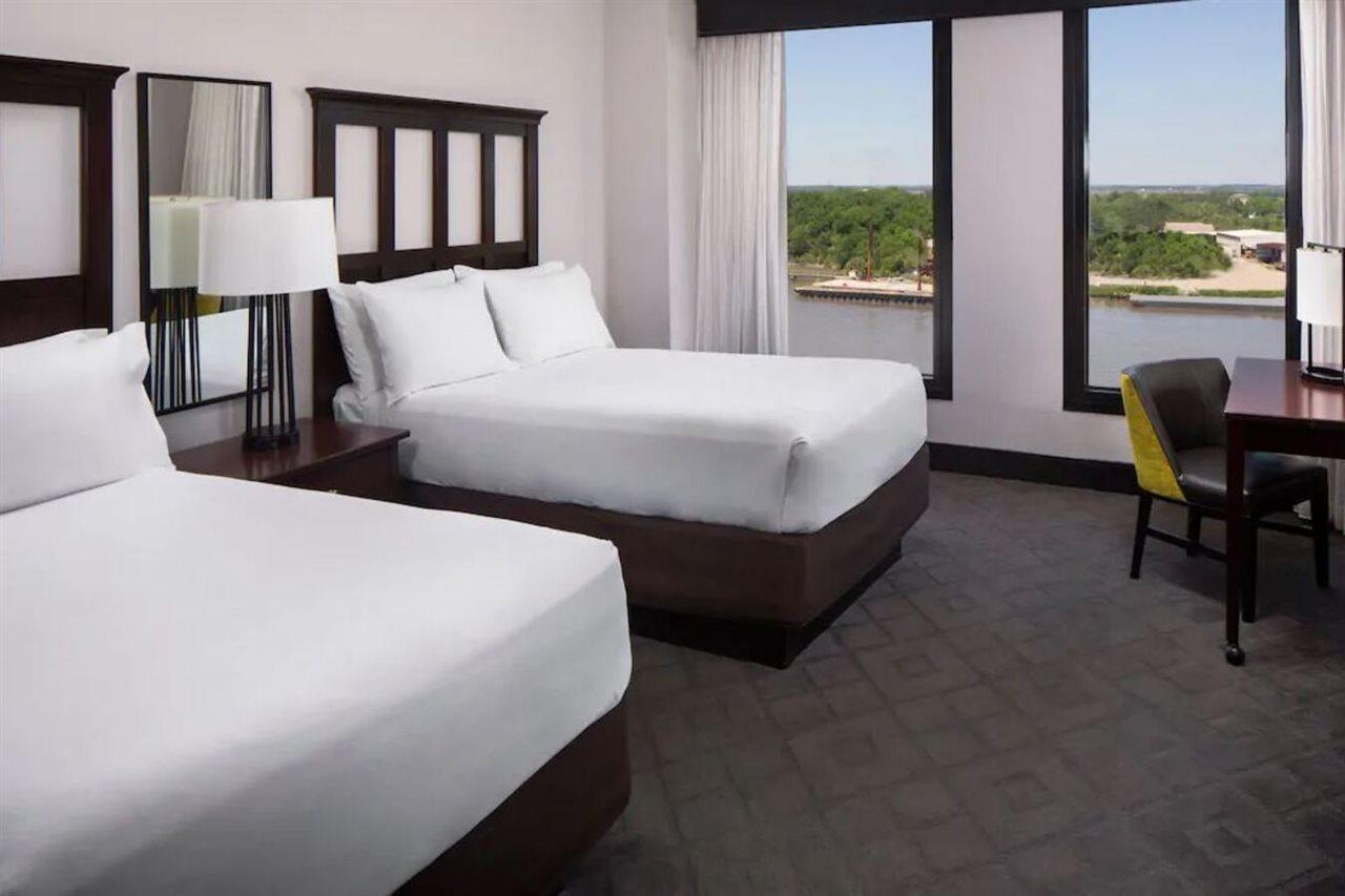 Hyatt Regency 4*