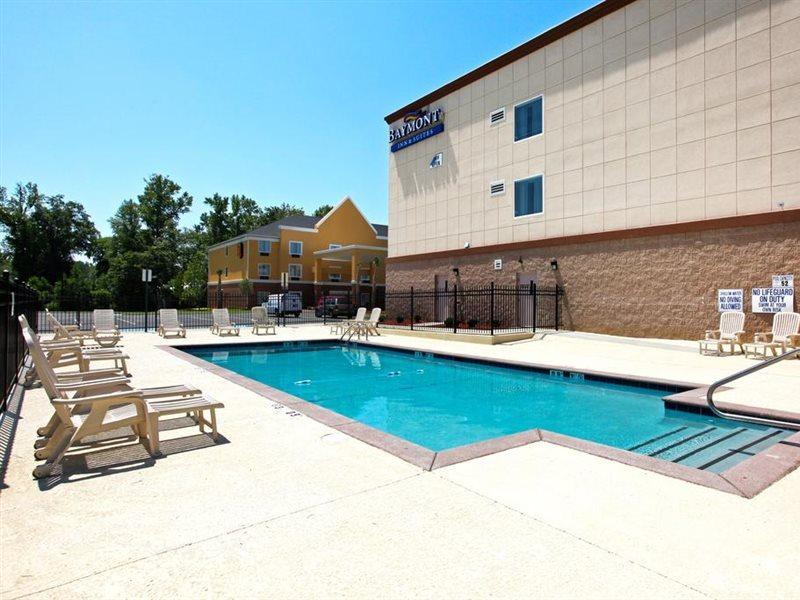 Hotel Baymont By Wyndham South 3*