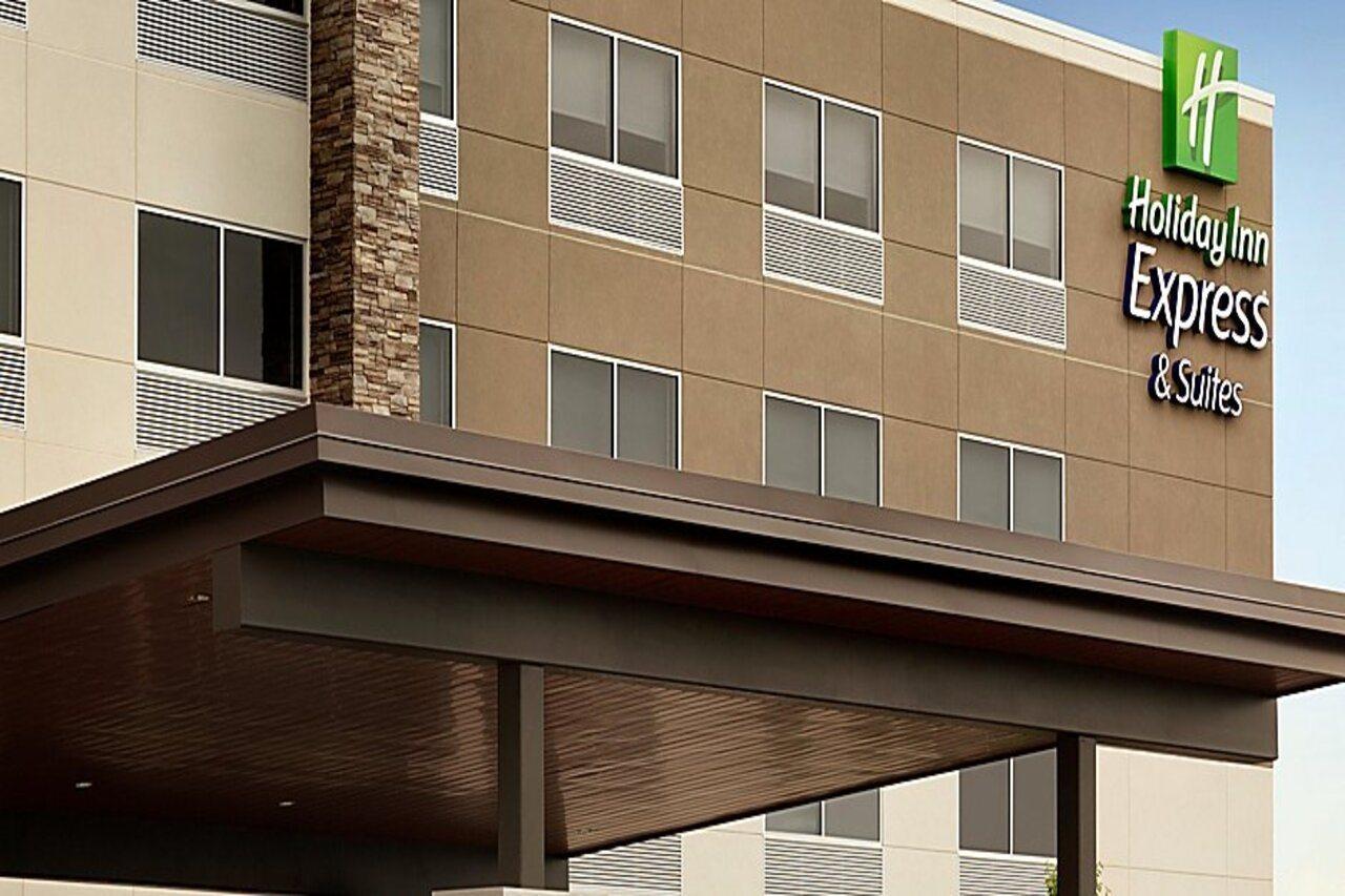 Hotel Express & - W - Chatham Parkway By Ihg 3*