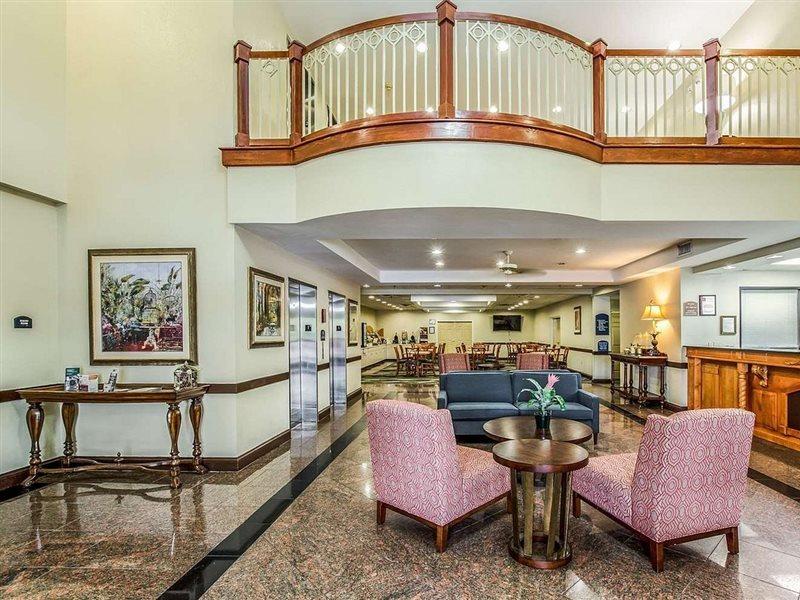 Hotel Gateway & 3*
