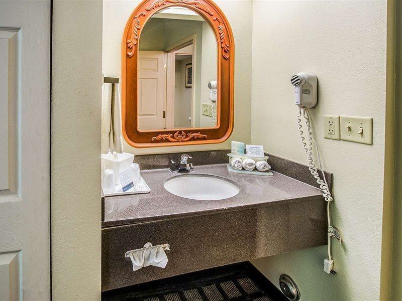 Hotel Gateway & 3*