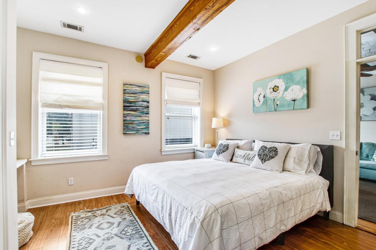 Historic Market Loft Off Broughton