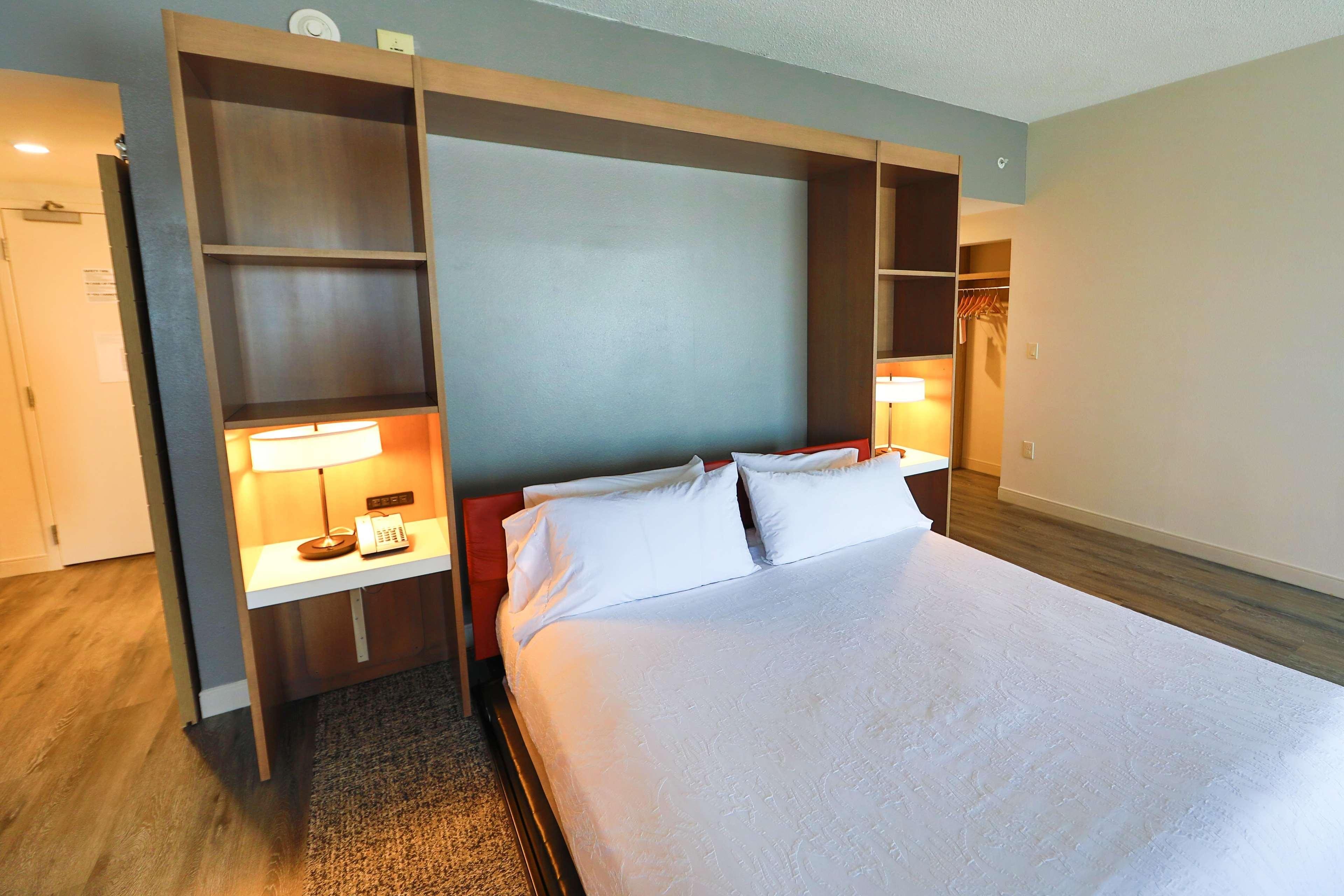Hilton Garden Historic District 3* Savannah