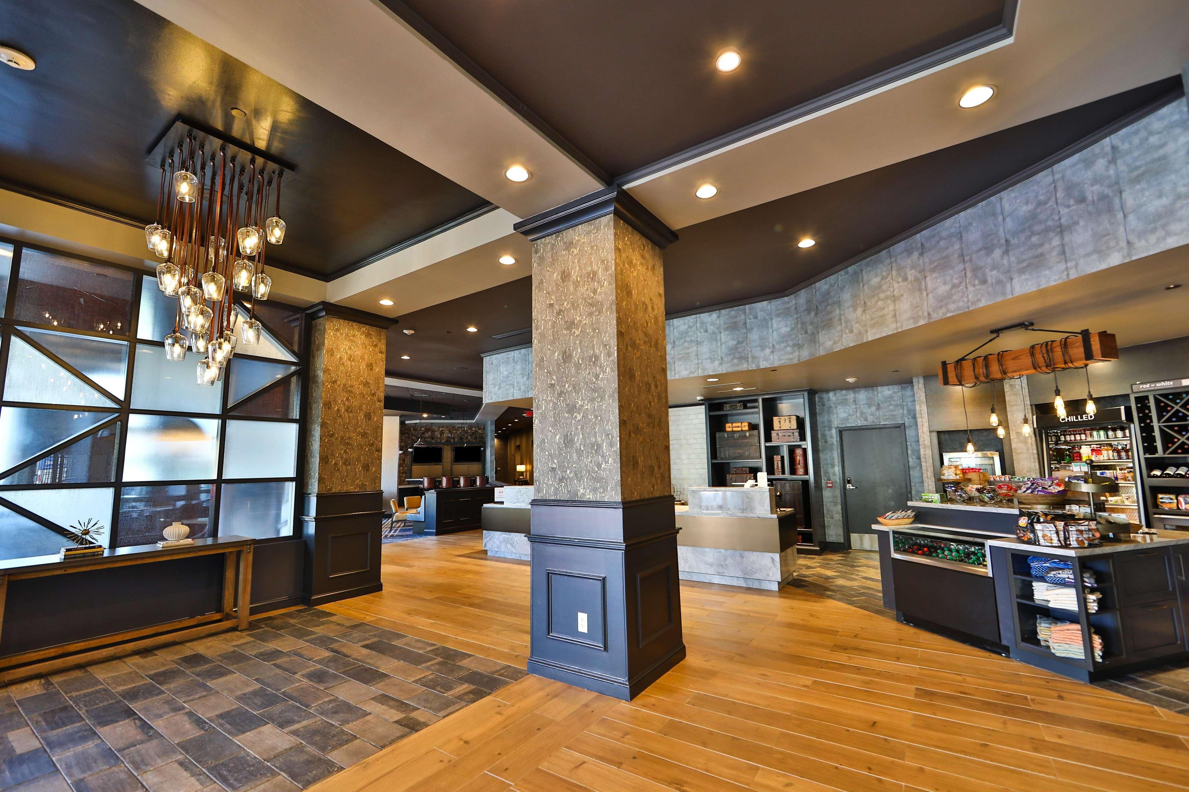 Hotel Hilton Garden Historic District 3*
