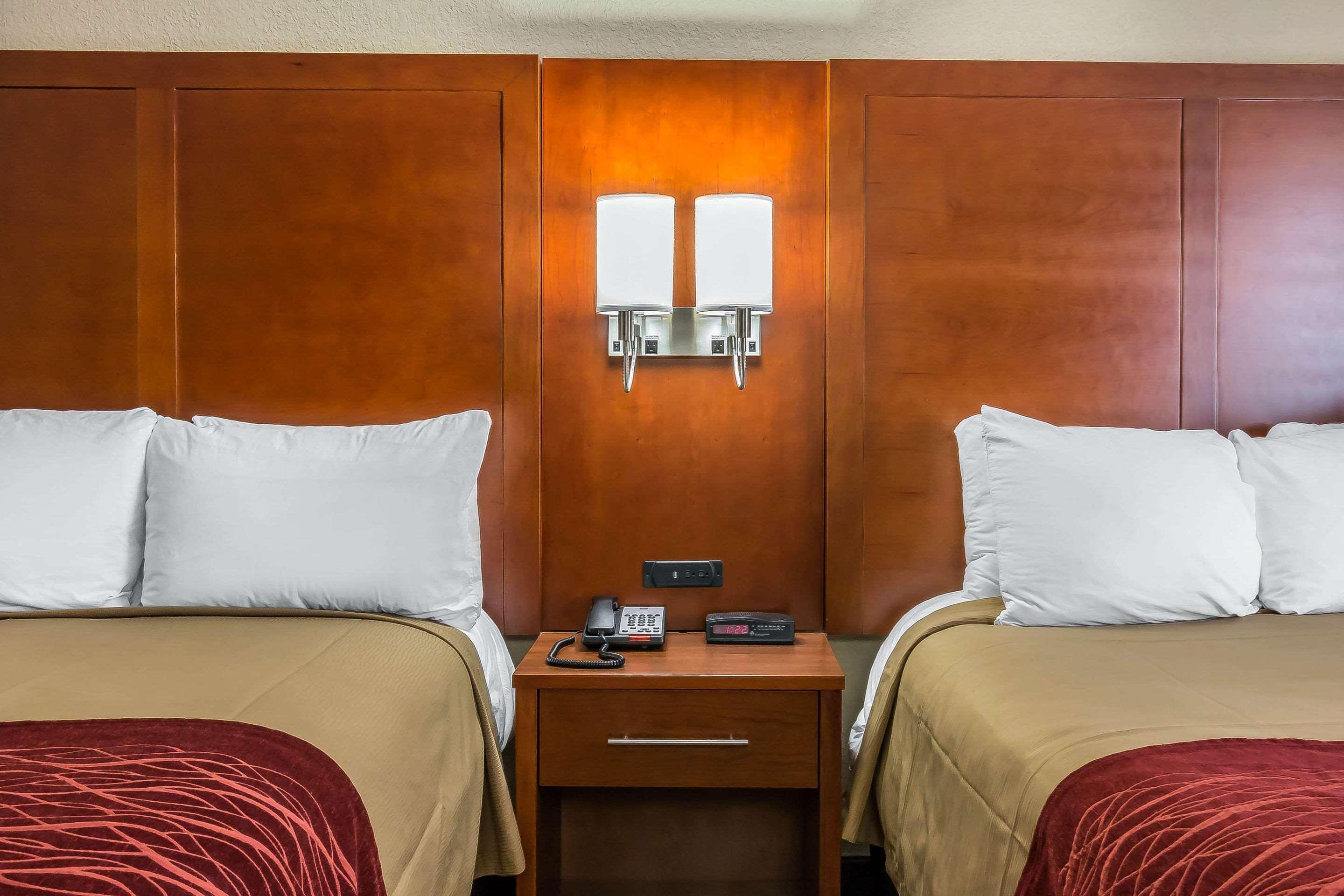Comfort Inn 3*