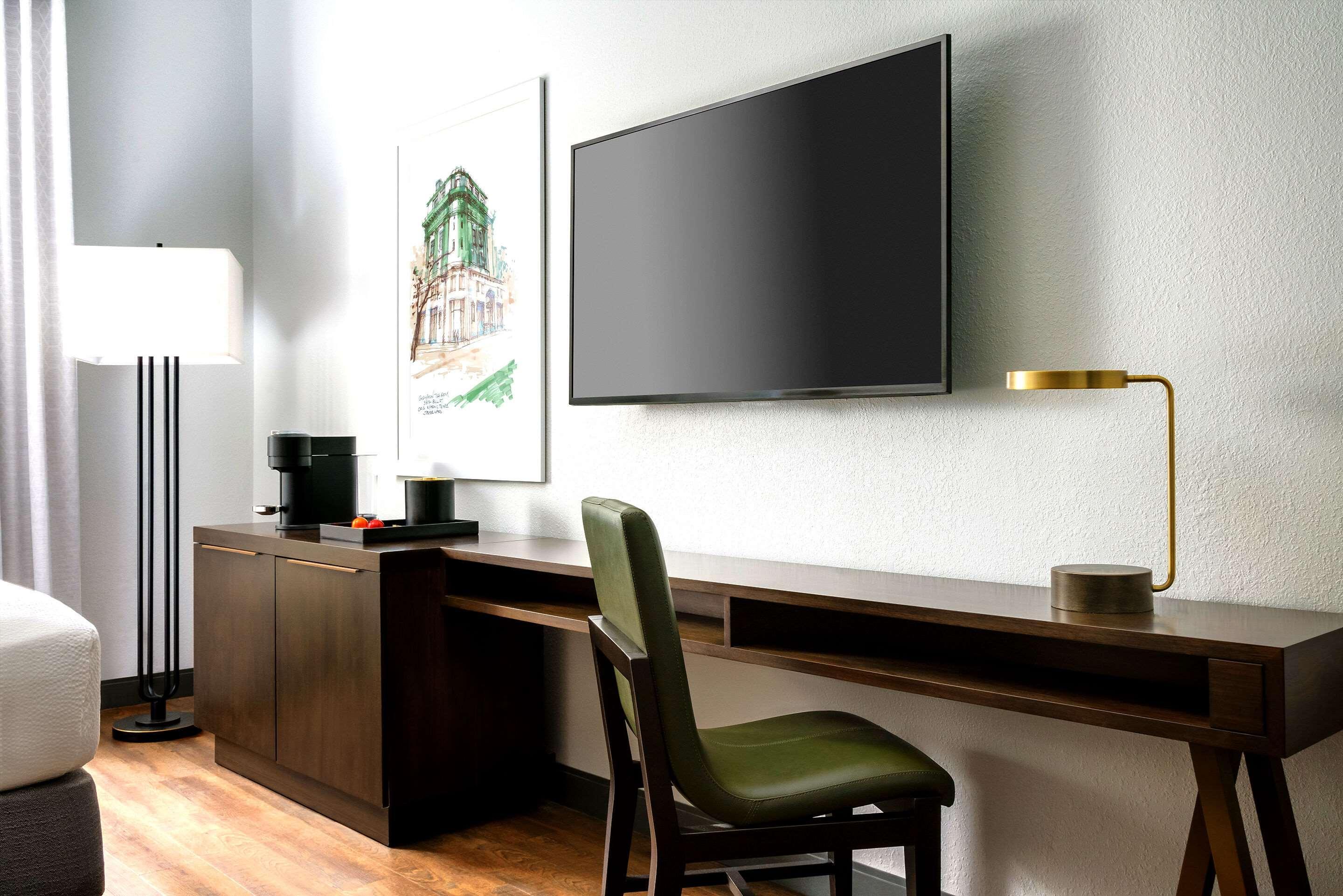 The Bluff Savannah, Tapestry Collection By Hilton Hotel Savannah