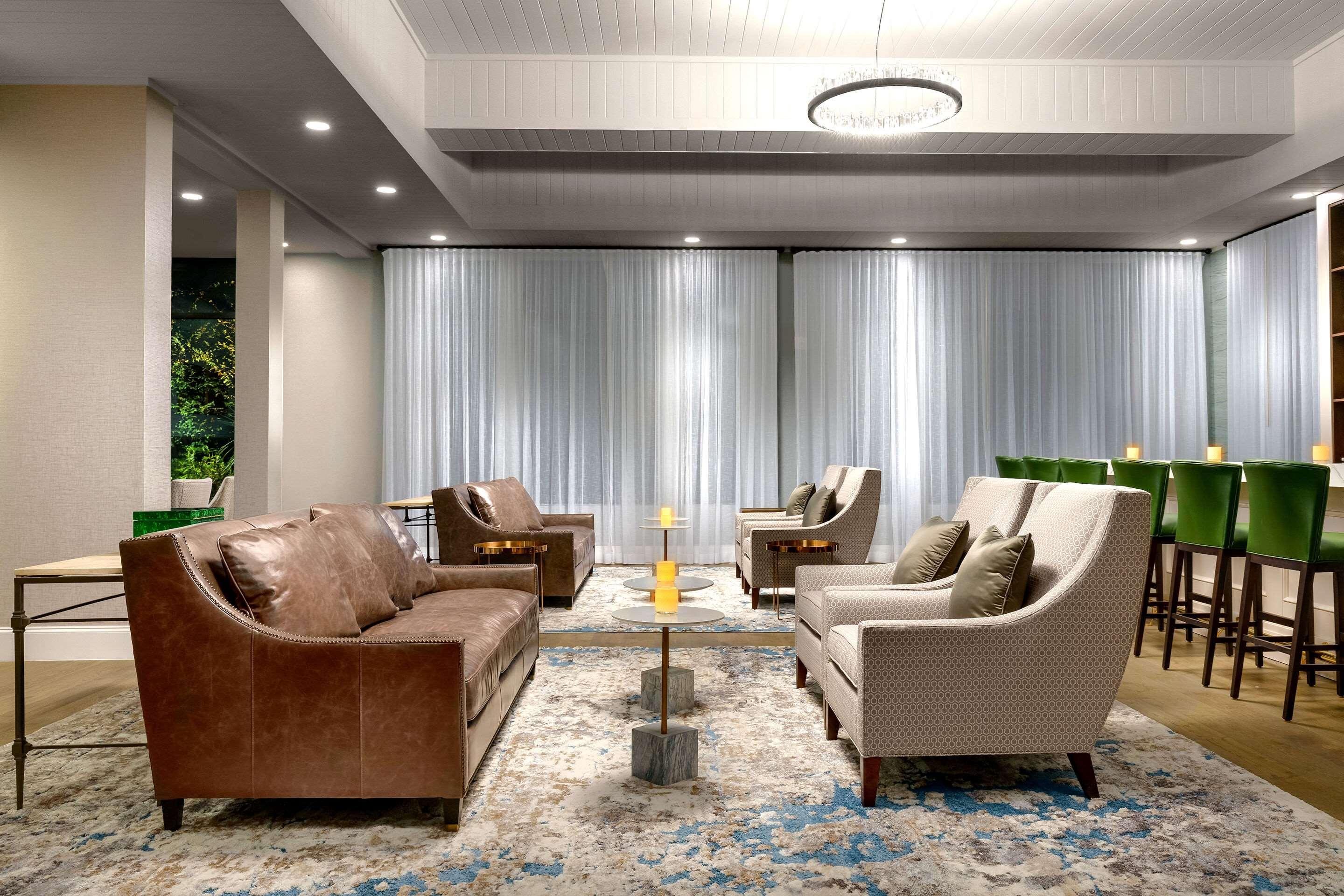 The Bluff Savannah, Tapestry Collection By Hilton Savannah