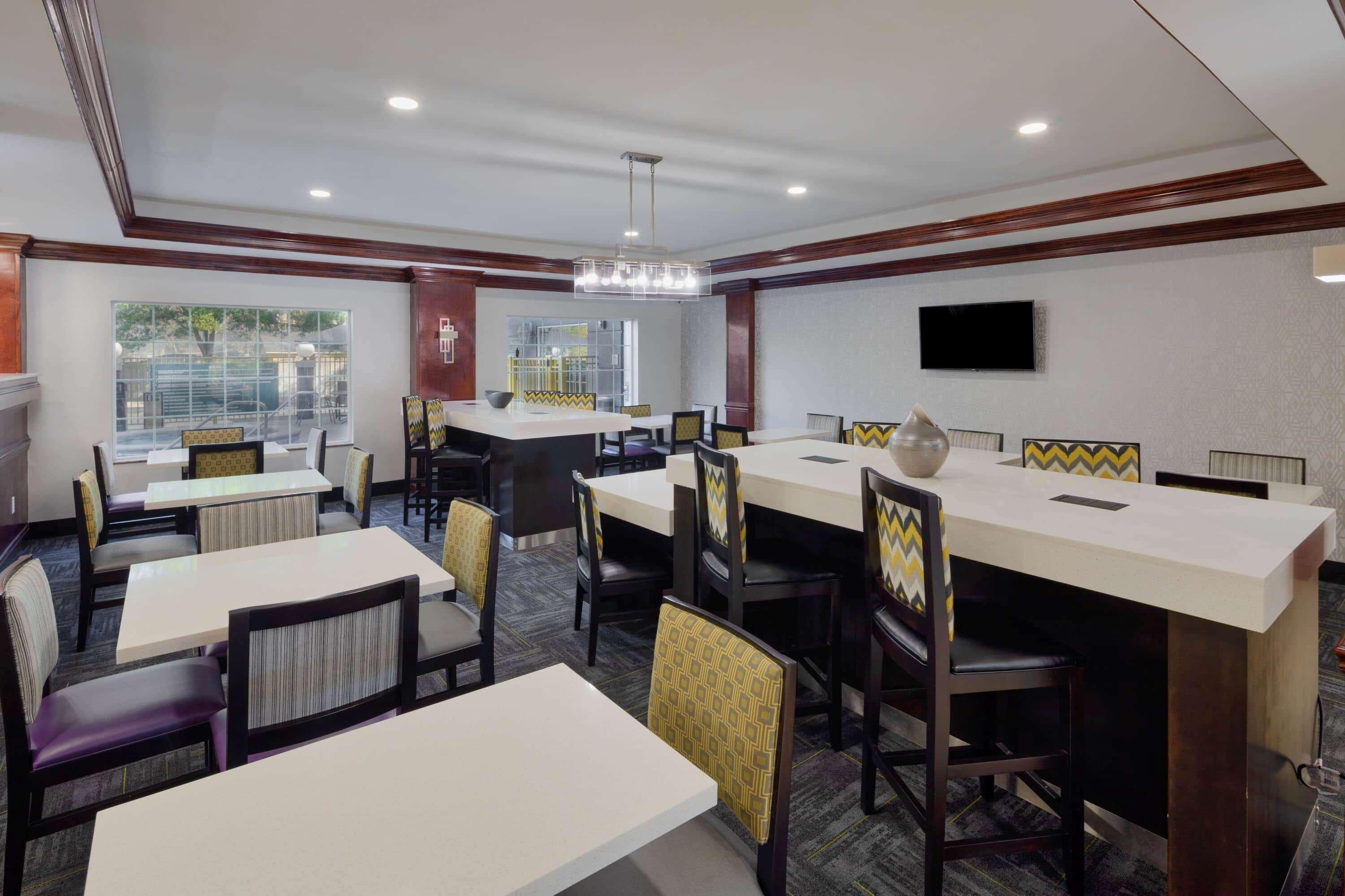 La Quinta By Wyndham Airport - Pooler Hotel