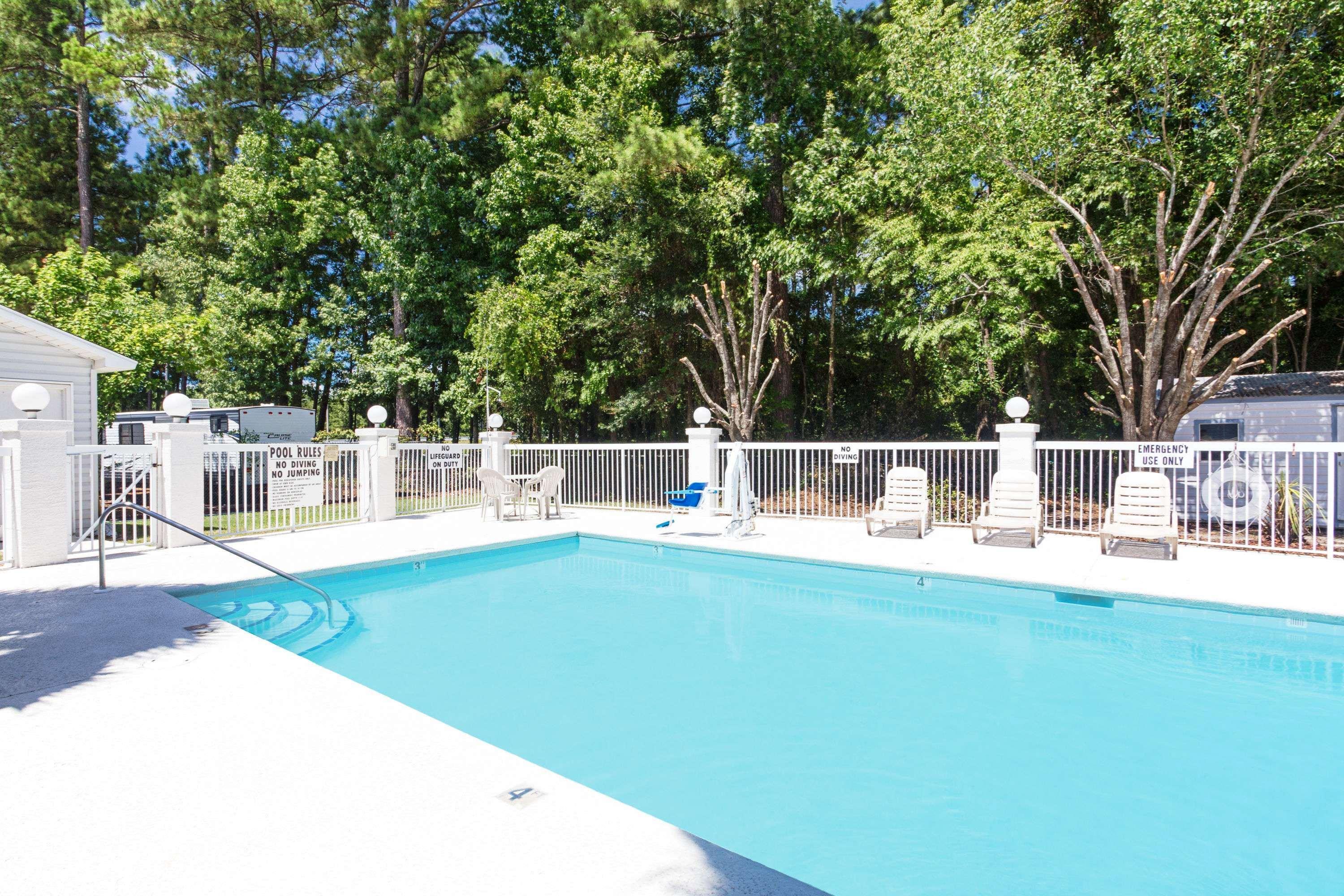Microtel & By Wyndham Savannah/pooler 3*