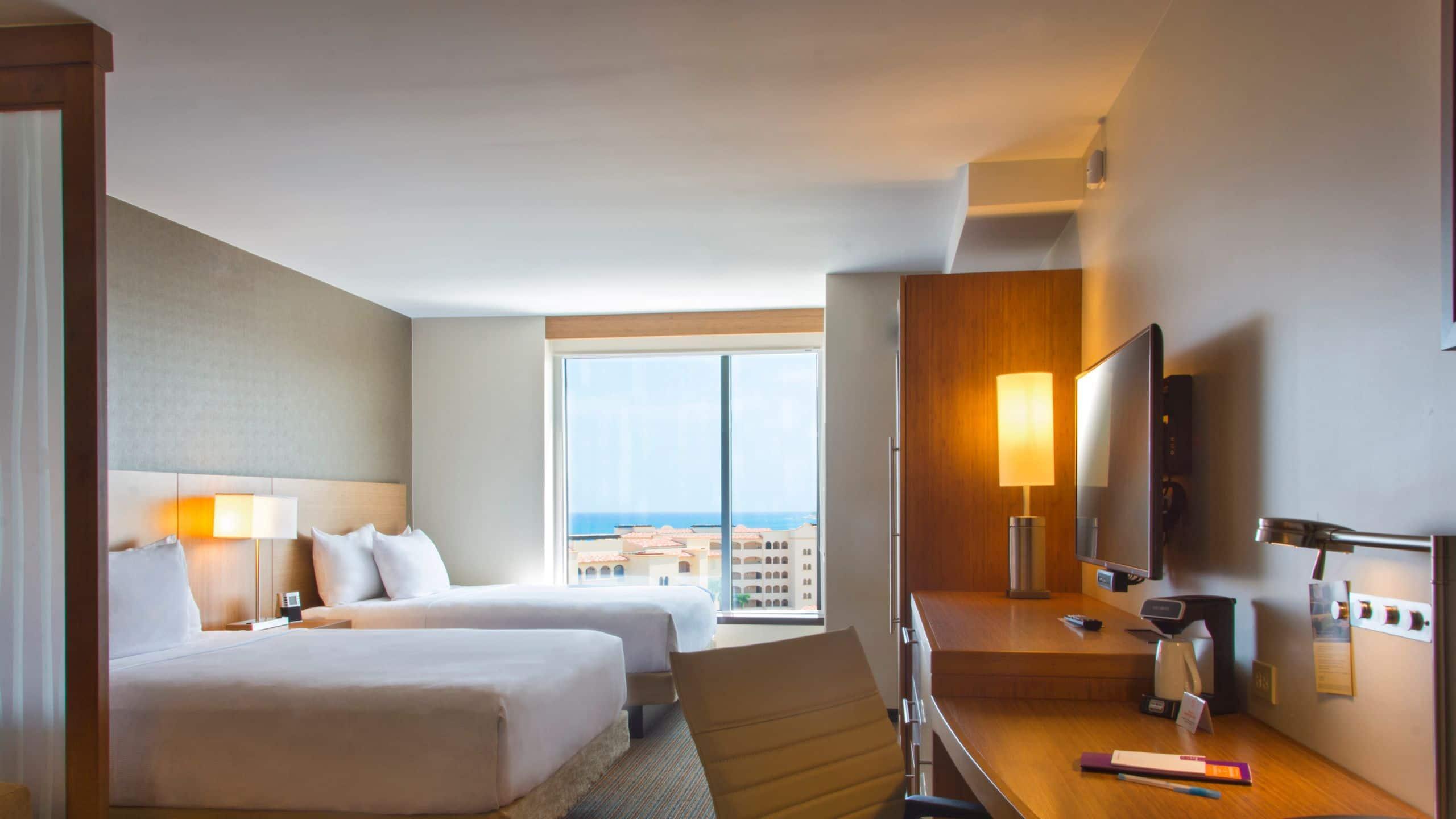 Hotel Hyatt Place Airport 4*