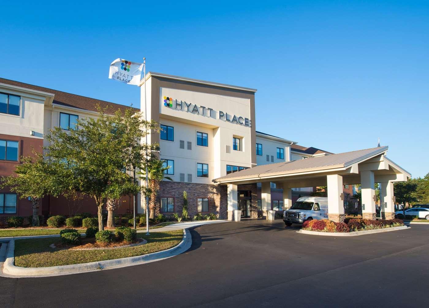 Hyatt Place Airport Hotel